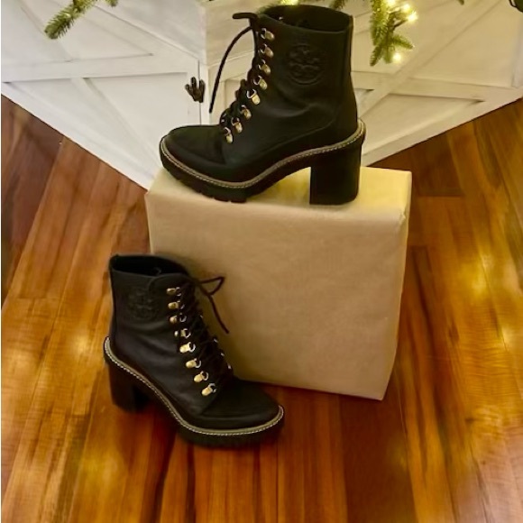 Tory Burch Miller Womens
Leather Round Toe Mid-Calf
Boots size 7.5 Med. With - Picture 9 of 14